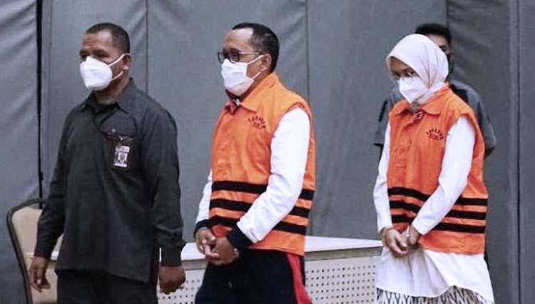 LAYAKAH SEORANG KORUPTOR DIHUKUM MATI?