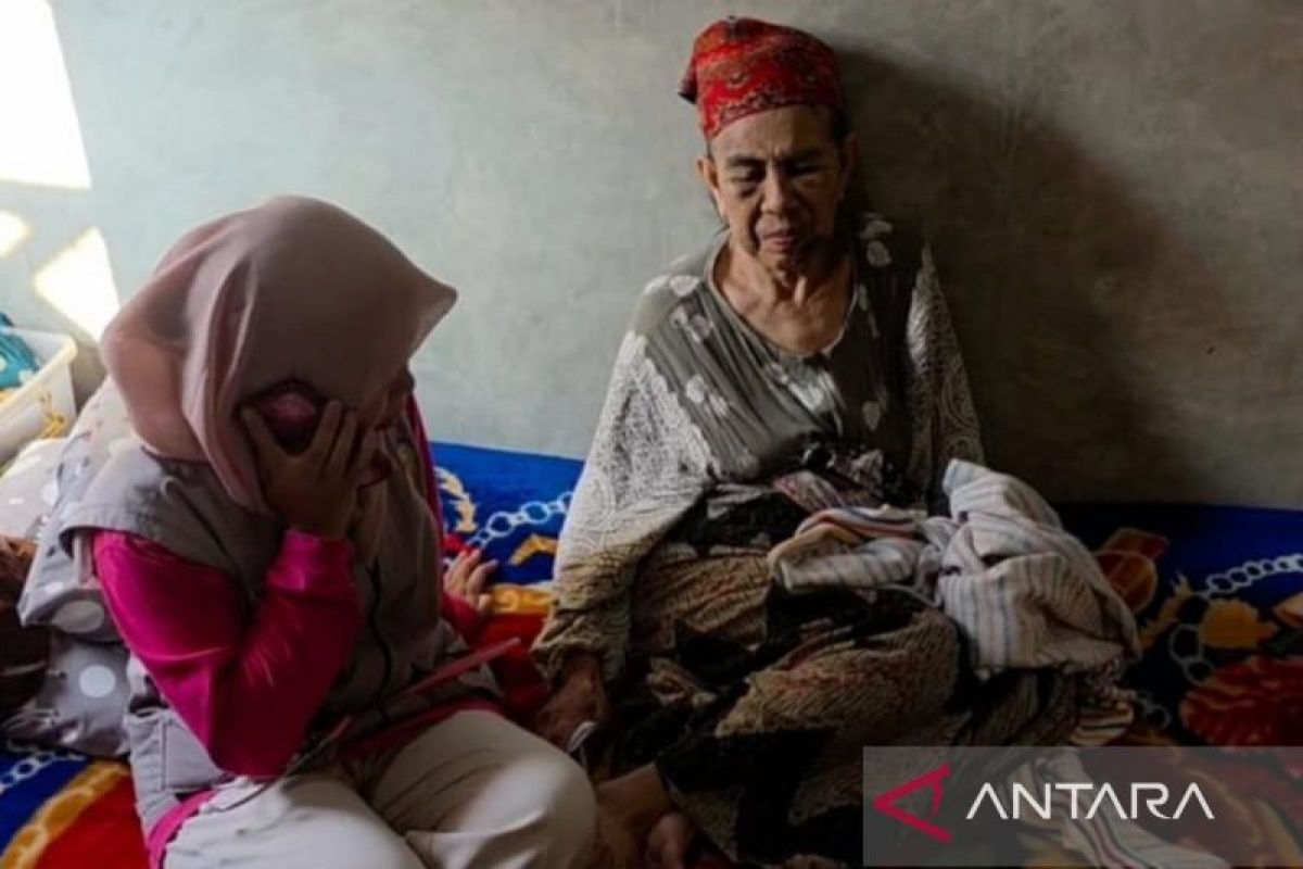 Dituduh Penculik, Nenek Tua Dipukuli hingga Wajahnya Lebam