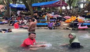 Liburan Sekolah di Bojonegoro? Wisata Air Growgoland Dander!