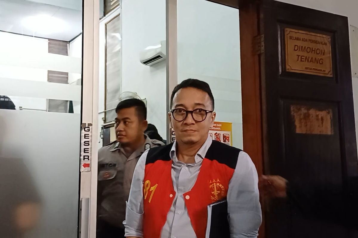 Dapat Rp 15 M dari Amankan Judol di Komdigi, Rajo Emirsyah