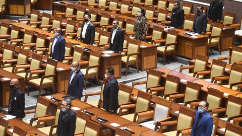 Penampakan Rapat DPR Sepi: Hanya 71 dari 580 Anggota Hadir